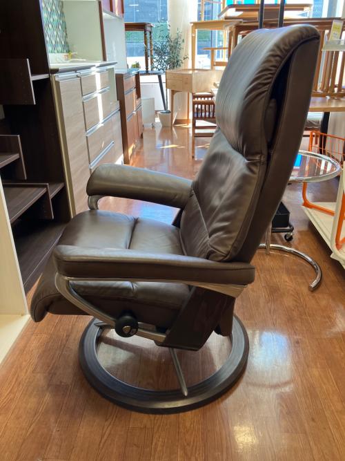 Ekornes (エコーネス) リクライニングチェアー ライトブラウン