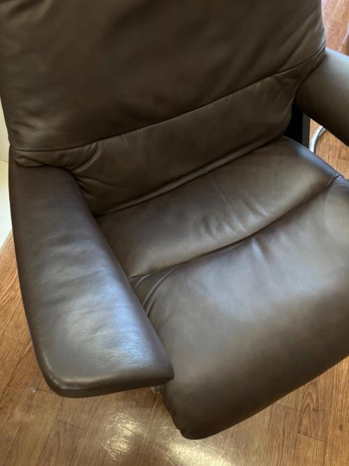 Ekornes (エコーネス) リクライニングチェアー ライトブラウン