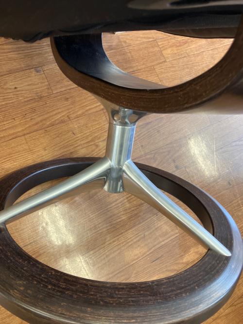 Ekornes (エコーネス) リクライニングチェアー ライトブラウン