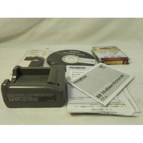 OLYMPUS ミラーレス一眼カメラ E-PL8 1700万画素 BHSA22256 タッチパネル式下開きモニターを採用したミラーレス一眼カメラ