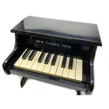 NEW CLASSIC TOYS (ニュークラシックトイズ) ミニピアノ