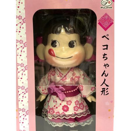 キャラクターグッズ ペコちゃん人形 着物ドレス編｜トレファクONLINE