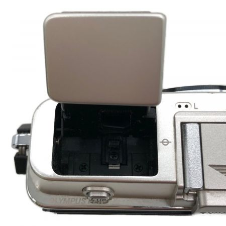 OLYMPUS (オリンパス) ミラーレス一眼カメラ E-P5 1720万画素 専用電池 SDXCカード対応 BH522591