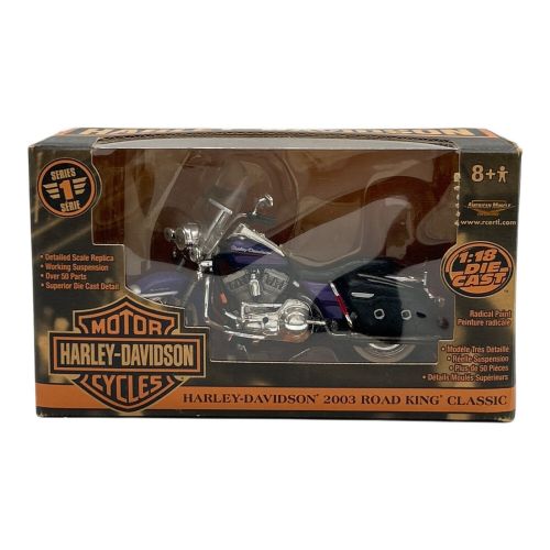 RACING CHAMPIONS 1/10 HARLEY-DAVIDSON 2003 ROAD KING CLASSIC