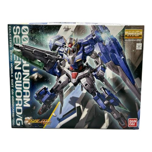 BANDAI (バンダイ) ガンプラ 1/100スケールプラモデル ダブルオーガンダム セブンソード GN-0000/7S