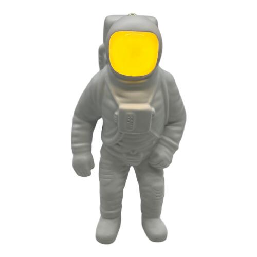 DIESEL (ディーゼル) 宇宙飛行士型テーブルライト flashing starman