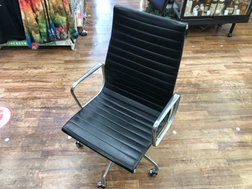 Herman Miller (ハーマンミラー) イームズアルミナムチェア ブラック