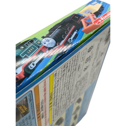 TOMY (トミー) きかんしゃトーマス はじめて物語セット みどりのトーマス ＆ くろいジェームス プラレール 現状販売