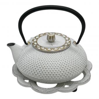 南部鉄器 (ナンブテッキ) 令和あられ急須 南部宝生堂 及富作