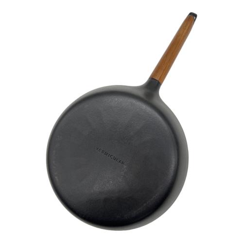 VERMICULAR (バーミキュラ) フライパン 26cm｜トレファクONLINE