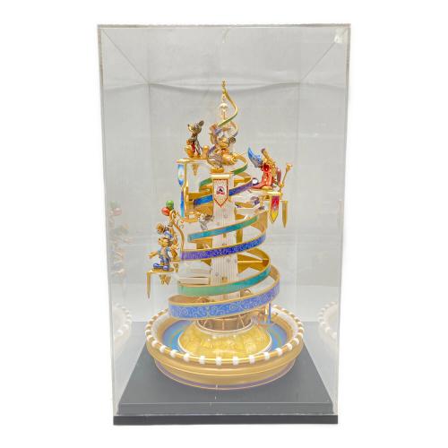 セレブレーションタワーフィギュア ディズニーグッズ