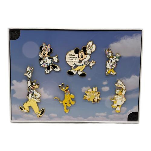 Disney STORE (ディズニーストア) フラッグシップ東京限定 ピンバッジ ディズニーグッズ