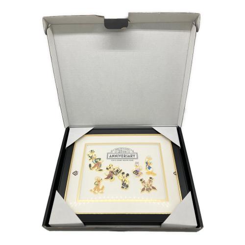 Disney STORE (ディズニーストア) ミッキー&フレンズ 25周年 ピンズセット ディズニーグッズ