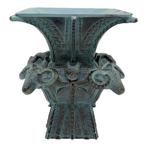 鋳物 四方尊羊紋