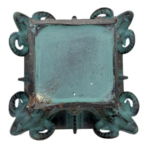 鋳物 四方尊羊紋