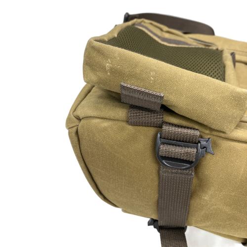WOTANCRAFT (ヴォータンクラフト) カメラバッグ カーキ PILOT UPGRADE 10L