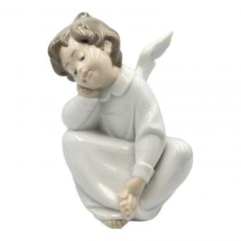 LLADRO (リヤドロ) フィギュリン 天使の考えごと
