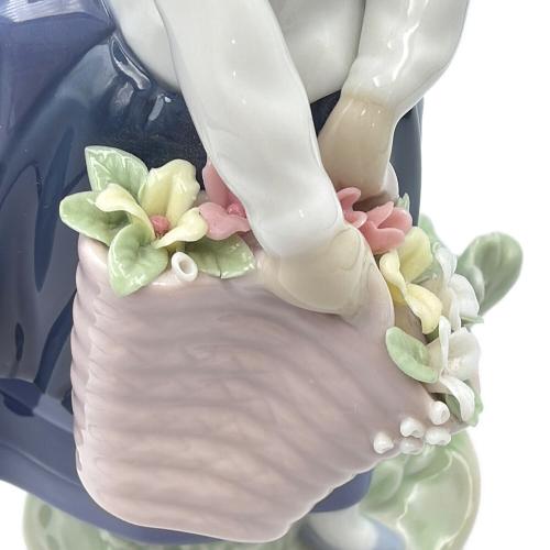 LLADRO (リヤドロ) フィギュリン きれいな花ばかり