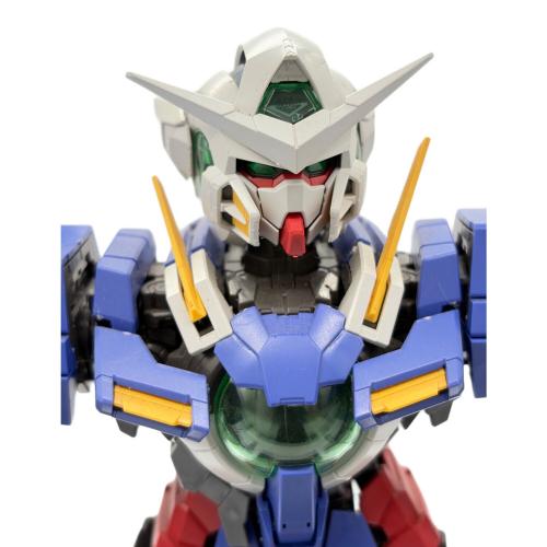 BANDAI (バンダイ) ガンダムエクシア LEDユニット搭載モデル ガンプラ 左腕パーツ緩み有 PG