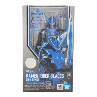 S.H.Figuarts (エス・エイチ・フィギュアーツ) 仮面ライダーブレイズ ライオン戦記 『仮面ライダーセイバー』 フィギュア