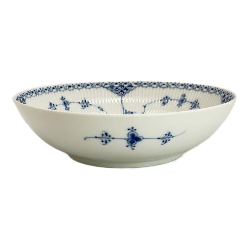 ROYAL COPENHAGEN (ロイヤル・コペンハーゲン) ボウル ブルーフルーテッド・ハーフレース