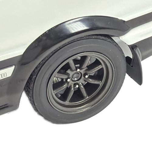 頭文字D (イニシャルD) 1/18 トヨタ スプリンタートレノ AE86 ミニカー