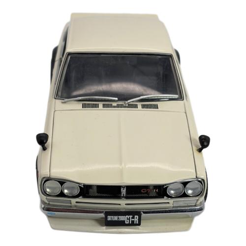 京商 (キョウショウ) 1/18 NISSAN SKYLINE 2000 GT-R (KPGC10) with F・Spoiler RS Watanabe ダイキャストカー