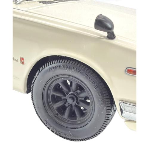 京商 (キョウショウ) 1/18 NISSAN SKYLINE 2000 GT-R (KPGC10) with F・Spoiler RS Watanabe ダイキャストカー