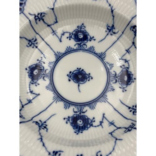 ROYAL COPENHAGEN (ロイヤル・コペンハーゲン) プレート 604 21cm ブルーフルーテッド・フルレース