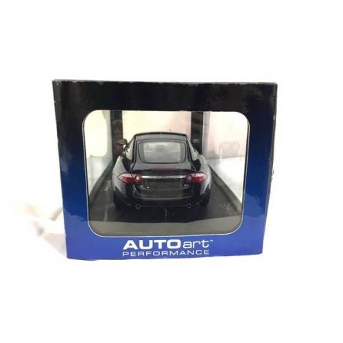AUTOart スケールカー Jaguar XK Coupe 1/18