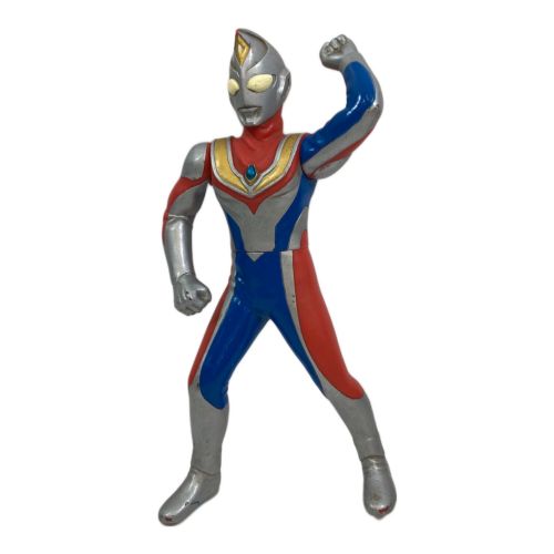 ウルトラマン ビッグサイズ ソフビフィギュア３体セット  非売品