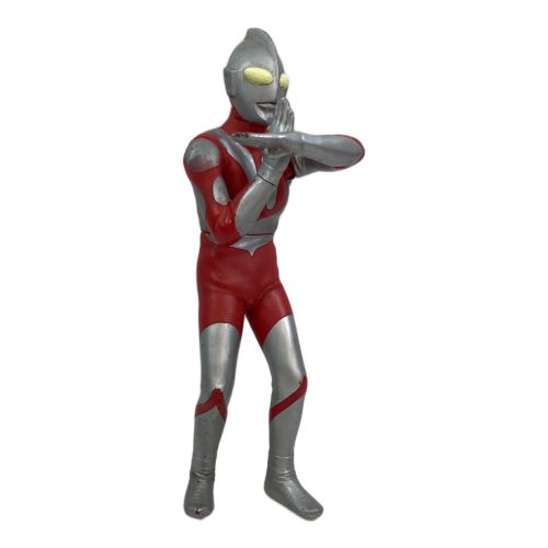 ウルトラマン ビッグサイズ ソフビフィギュア３体セット  非売品