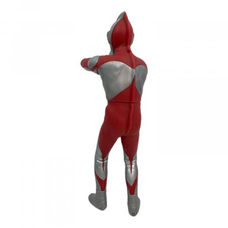 ウルトラマン ビッグサイズ ソフビフィギュア3体セット 非売品