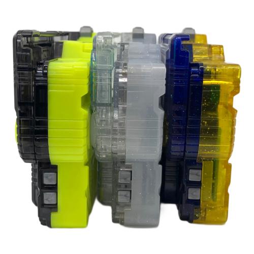 BANDAI (バンダイ) DXメモリアルプログライズキーセット 仮面ライダー