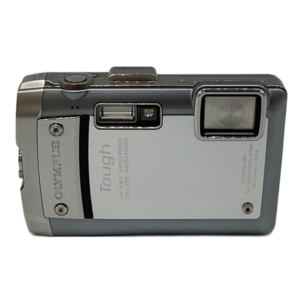 Olympus TG-810 Tough 14 MP Waterproof Digital Camera 【返品保証