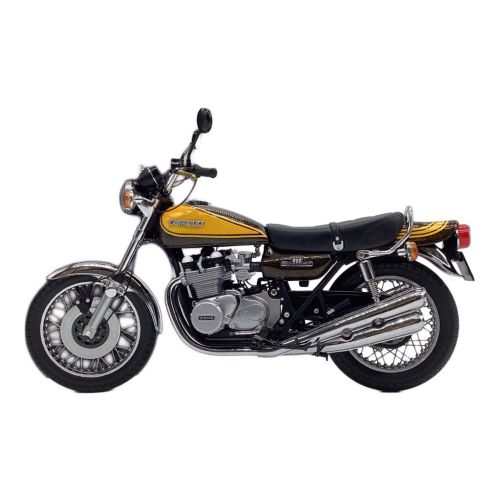 MINICHAMPS (ミニチャンプス) 模型 Kawasaki 900 Z1 Super4