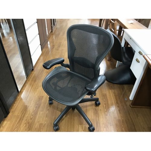 Herman Miller (ハーマンミラー) アーロンチェア ブラック