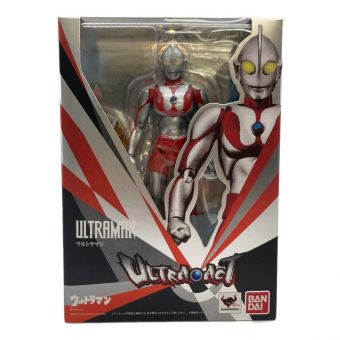 ウルトラアクト フィギュア ウルトラマン