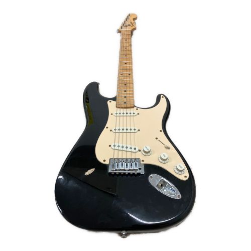 Squier by Fender ストラトキャスター