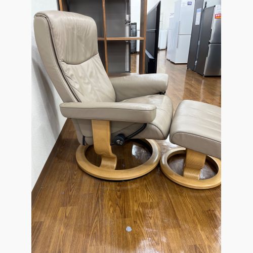 Ekornes (エコーネス) ストレスレスチェア ベージュ オットマン付 1人掛け