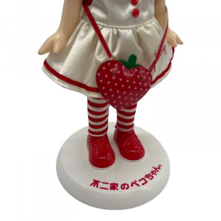 人形 2008 卓上ペコちゃん苺フェアバージョン 第1弾 外箱無し @ ペコ