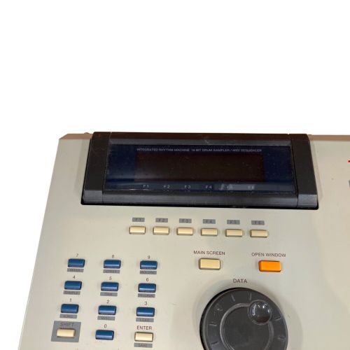 AKAI Professional MPC2000XL