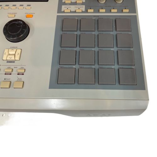 AKAI Professional MPC2000XL