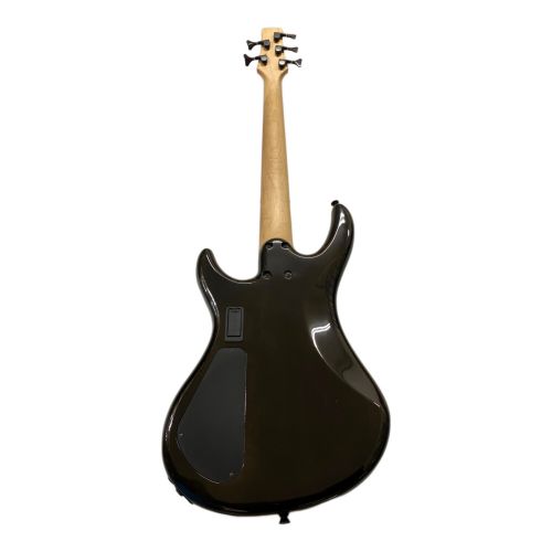 CHARVEL 5弦ベース 型番不明