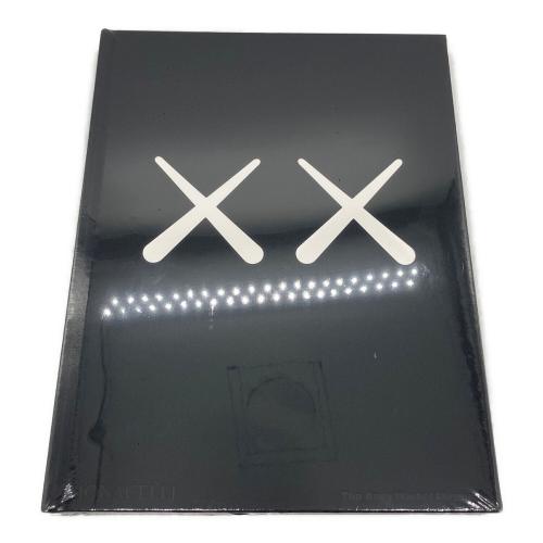 UNIQLO (ユニクロ) アートブック UNIQLO×KAWS　ウォーホル　アートブック