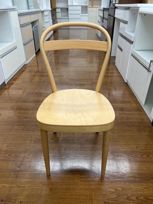 無印良品 (ムジルシリョウヒン)　THONET ブナ材曲げ木チェア　板座