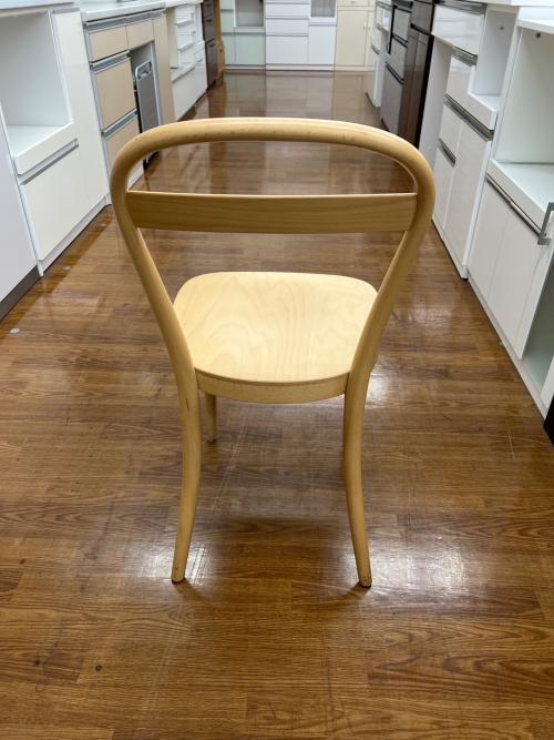 無印良品 (ムジルシリョウヒン)　THONET ブナ材曲げ木チェア　板座