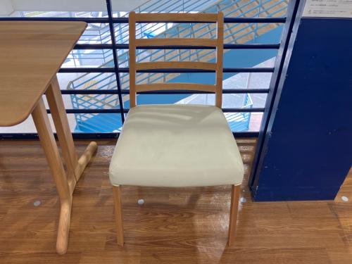 大塚家具 (オオツカカグ) ダイニング3点セット ナチュラル×ホワイト テーブル：Fill3 table top with R / イス：シネマ3A
