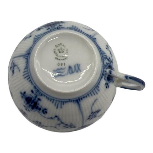 ROYAL COPENHAGEN (ロイヤル・コペンハーゲン) ティーカップ&ソーサー ブルーフルーテッド・ハーフレース