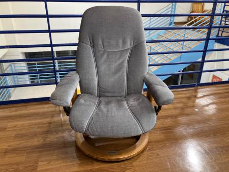 Ekornes (エコーネス) ストレスレスチェア グレー オットマン付